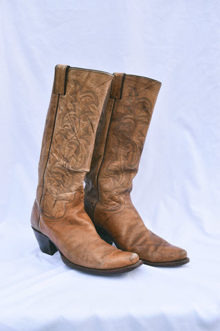 Weathered Embroidered Cowgirl Boot sz 9.5